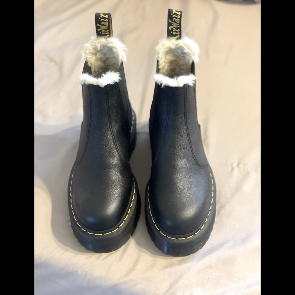 Dr. Martens 2976 faux fur platform Chelsea boots